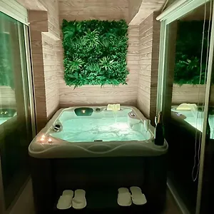  Сasa de vacaciones Jacuzzi Privado Y Barbacoa En Paradise